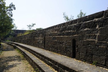 11 Kasım 2011 Rampart (takviye) Ahmednagar Kalesi - Kale Ahmed Nizam Şah-Maharashtra INDI tarafından inşa edilmiştir