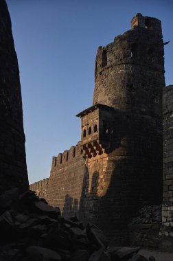 Daulatabad, Devagiri olarak da bilinir Aurangabad Maharashtra INDIA yakınlarında 14. yüzyıldan kalma bir kale.