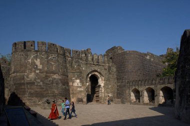 Daulatabad, Hindistan 'ın Maharashtra eyaletinde 14. yüzyıldan kalma bir kale şehridir.
