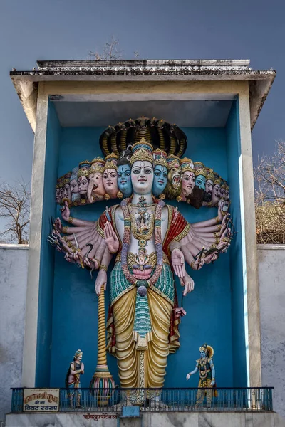 Feb 2005 Fod Høj Statue Lord Krishna Skildrer Viratswaroop Omkareshwar - Stock-foto