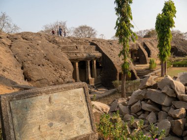 31 mar 2019 mahakali mağara kompleksi Kondivite Mağara yolu Jogeshwari-Vikhroli Link Yolu, Andheri, Mumbai, Hindistan