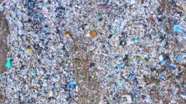 Şehir çöplüğünün hava görüntüsü.