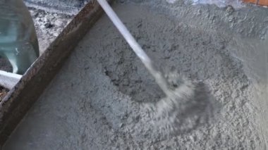 İnşaat alanında beton üretimi