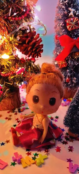 Noel tebrik kartı. Noel şenlikli arka plan. Yeni yıl sembolü. Çocuklar tema oyun..