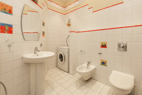 Baño en apartamento —  Fotos de Stock