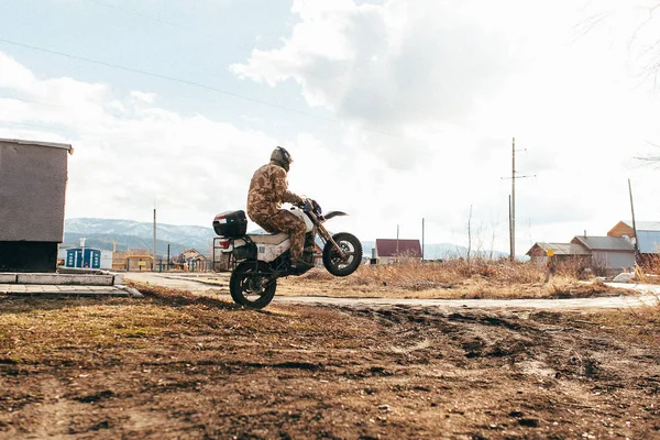 Motocicleta Suja Estrada Movimento — Fotografia de Stock