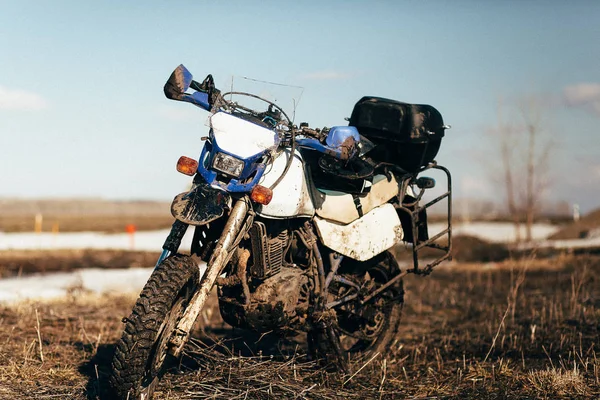 Dirty Motorcycle Biker Field — Stock Photo, Image