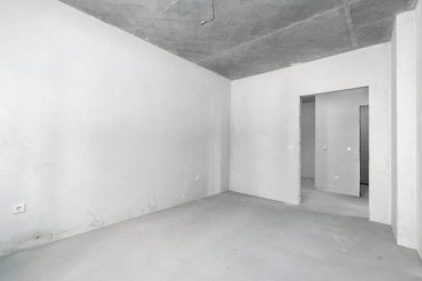 Dairenin içi gri renklerle süslenmemiş.