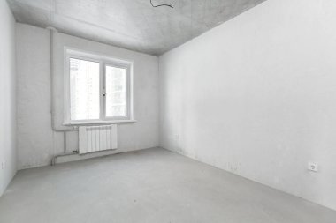 Dairenin içi gri renklerle süslenmemiş.