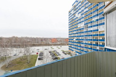 Apartmanın balkonundan manzara