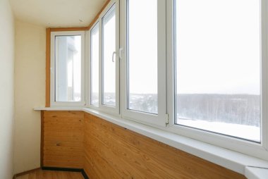 Apartmanın balkonundan manzara