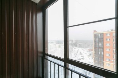 Apartmanın balkonundan manzara