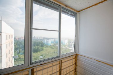 Apartmanın balkonundan manzara