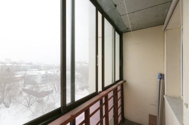 Apartmanın balkonundan manzara