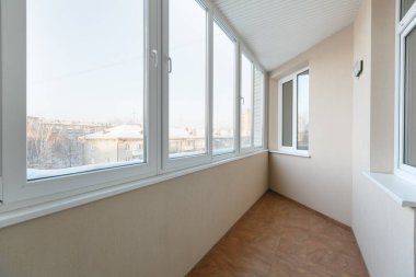 Apartmanın balkonundan manzara