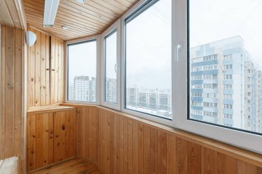 Apartmanın balkonundan manzara