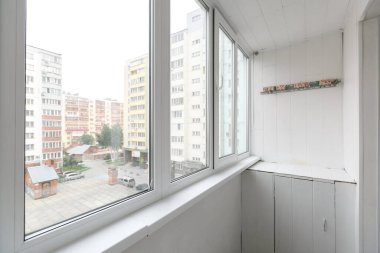 Apartmanın balkonundan manzara