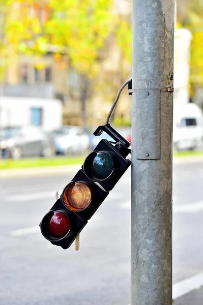 Broken traffic lights pole — Stock Photo, Image