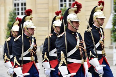 Hotel Matignon Cumhuriyet Muhafızları onur