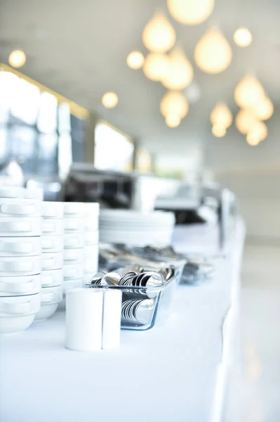 Catering plates and dishes before event — Stock Photo, Image