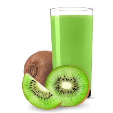 Beyaz bir arka planda kivi suyu bir bardak