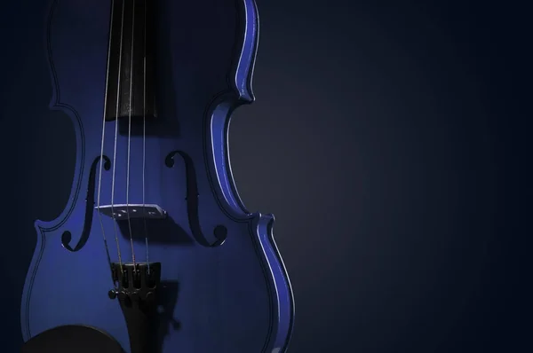Violino strumenti musicali d'orchestra primo piano su nero — Foto Stock