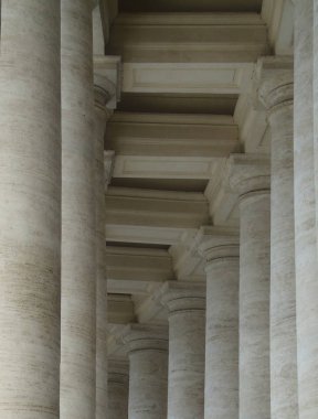 Seccion de columnas en Roma, sombras