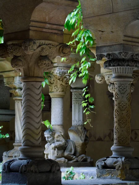 Sütunlar de palacio, iç mekan
