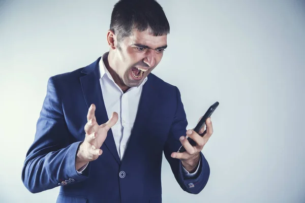 Hombre Enojado Grito Mano Sosteniendo Teléfono —  Fotos de Stock