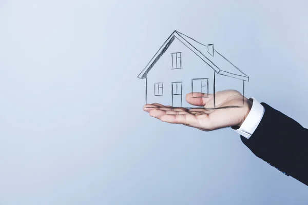 Ekran arka planında erkek el evi modeli