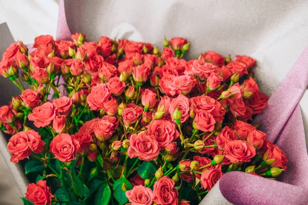 bouquet of pink roses present flowers  valentines day holiday surprise