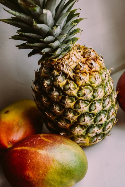 Ananas Exotische Früchte Nahrung Mango — Stockfoto