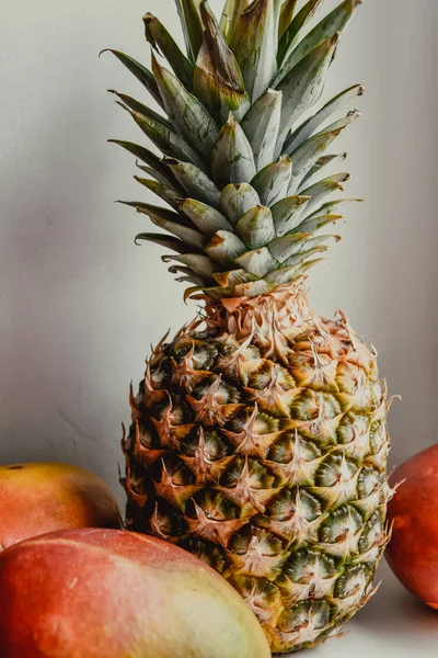 Ananas Exotische Früchte Nahrung Mango — Stockfoto