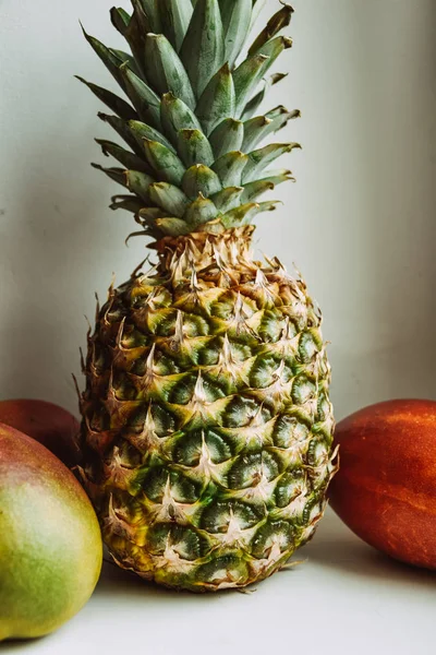 Ananas Exotische Früchte Nahrung Mango — Stockfoto