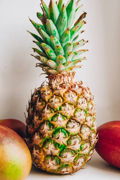 Ananas Exotische Früchte Nahrung Mango — Stockfoto