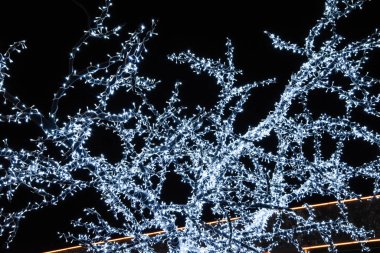 Noel süslemeleri geceleri hafif avuç içleri