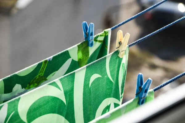 Waschespinne Hung Dry Clothes Сухо Мотузці Балконі Laundry Pins Висячий — стокове фото