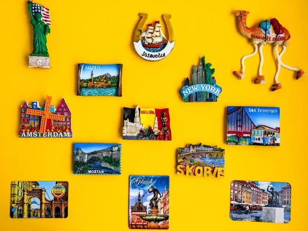 Magnets Different Countries Yellow Background Travel Concept Planning Trip — Stock Photo, Image