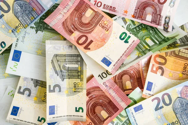 Egy Halom Papíralapú Eurobankjegy Egyesült Államok Fizetési Rendszerének Részeként Euroeurópai — Stock Fotó