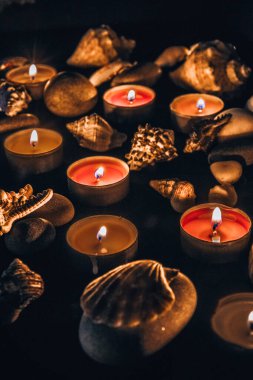 Spa bakım mumu ışığı için gereken fonların bileşimi, Sea spa kompozisyonu, seçici odak noktası