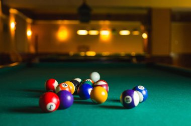 Bilardo masası bilardo topları.