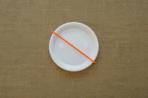No use symbol plastic plate, juice straw.