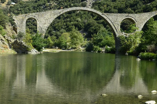 Grecia, puente bizantino — Foto de Stock