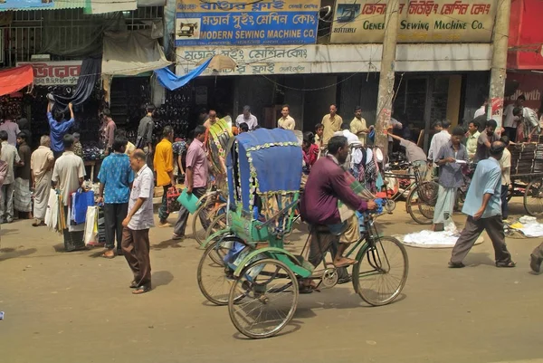 Bangladesh, Dacca, trasporto e occupazione — Foto Stock