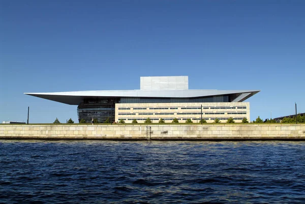 Dinamarca, Copenhague, nuevo edificio de la ópera — Foto de Stock