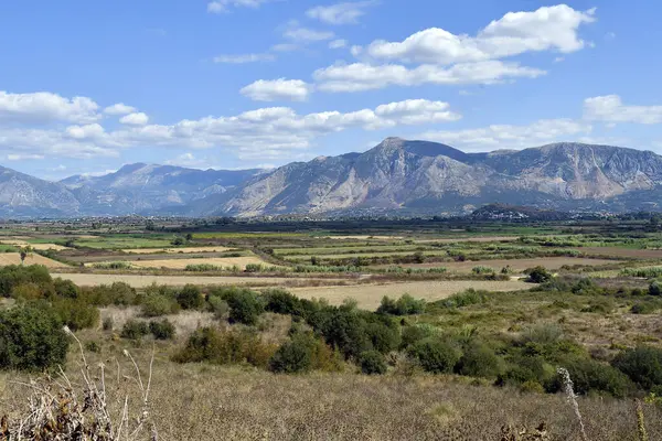 Řecko, okres Epirus, zemědělská krajina — Stock fotografie