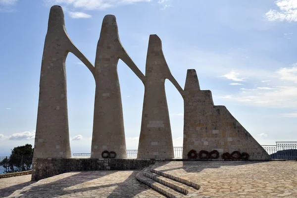 Griekenland, Epirus, Monument van Zalongo — Stockfoto