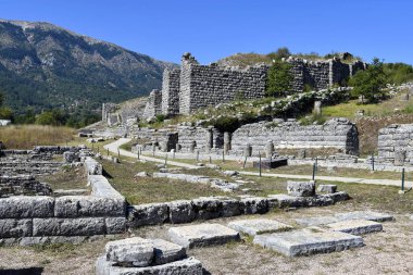 Yunanistan, Epirus, antik Dodona