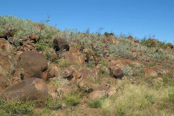 Australia, The Pebbles aka Kunjarra , mysterious granite boulders near Tennant Creek, Northern Territory