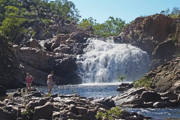 Katherine Australië April 2010 Niet Geïdentificeerde Mensen Bij Edith Falls — Stockfoto